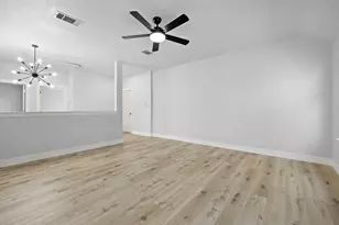 502 Sherwood Ct, Georgetown, TX 78628 - Photo 23