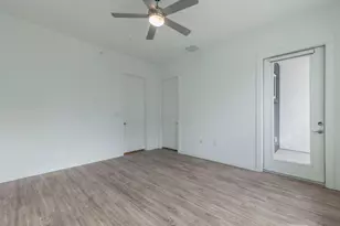 4901 Springdale Rd, Austin, TX 78723 - Photo 15