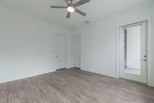 4901 Springdale Rd, Austin, TX 78723 - Photo 15