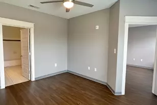 200 Maple Ln, Elgin, TX 78621 - Photo 17