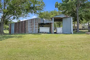 451 Pleasant Grove Rd, Elgin, TX 78621 - Photo 19