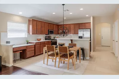 1706 Hidden Springs Path, Round Rock, TX 78665 - Photo 7