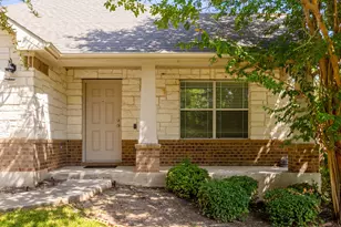 1706 Hidden Springs Path, Round Rock, TX 78665 - Photo 3
