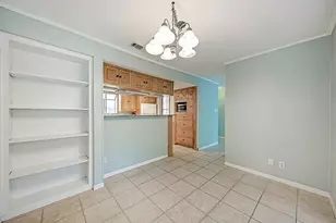 1510 W N Loop Blvd, Austin, TX 78756 - Photo 5