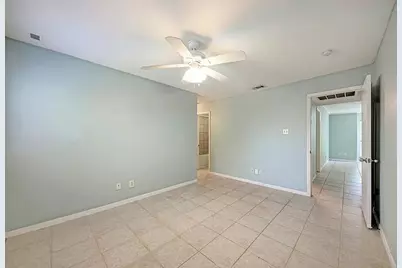 1510 W North Loop Boulevard #212, Austin, TX 78756 - Photo 9