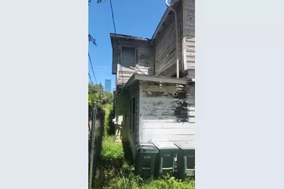 85 W Navasota Street, Austin, TX 78702 - Photo 15