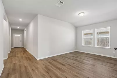 104 Greenspire Downs Drive, Hutto, TX 78634 - Photo 17