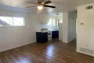 1207 N 10th St, Killeen, TX 76541 - Photo 5