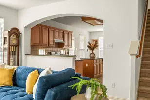 10004 Isle Royale Way, Austin, TX 78747 - Photo 9
