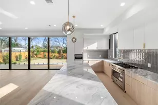 2107 Brackenridge St, Austin, TX 78704 - Photo 7