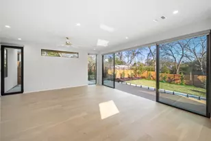 2107 Brackenridge St, Austin, TX 78704 - Photo 13