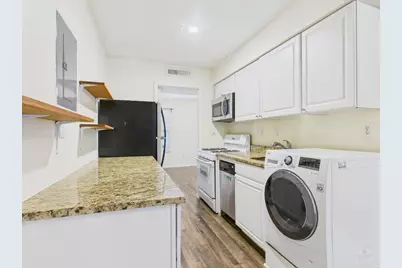 1106 22nd Street #5, Austin, TX 78705 - Photo 5