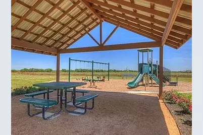 320 Wirecrested Drive, Lockhart, TX 78644 - Photo 11