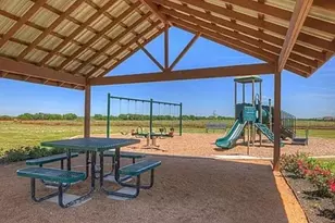 320 Wirecrested Dr, Lockhart, TX 78644 - Photo 11