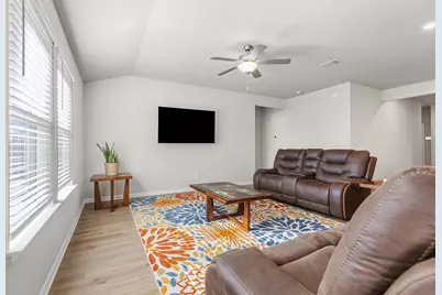 110 Greenspire Downs Drive, Hutto, TX 78634 - Photo 11
