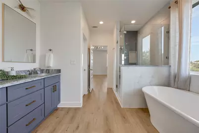 429 Summit Ridge Drive N, Lago Vista, TX 78645 - Photo 17