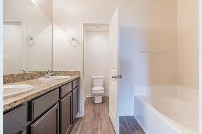 20017 Hubert R. Humphrey Road, Manor, TX 78653 - Photo 25