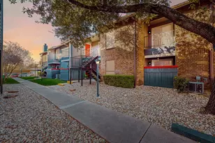 6808 S I-35 Frontage Rd, Austin, TX 78745 - Photo 19