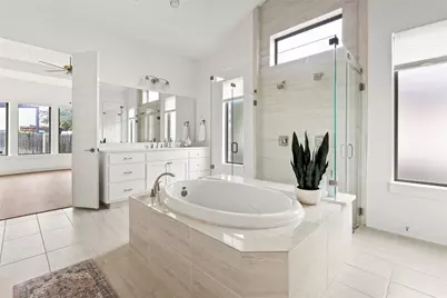 7108 Vicenza Drive, Austin, TX 78739 - Photo 23