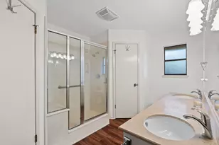 301 Tallwood Dr, Georgetown, TX 78628 - Photo 9