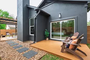 8111 Elkhorn Mountain Trail, Austin, TX 78729 - Photo 15