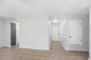 302 Shadow Bend Cove, Austin, TX 78745 - Photo 3
