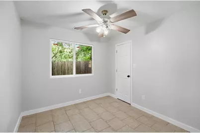 302 Shadow Bend Cove, Austin, TX 78745 - Photo 11