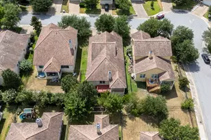 14505 Broadwinged Hawk Dr, Austin, TX 78738 - Photo 37