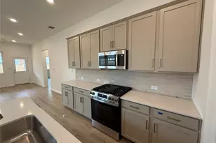 121 Knockout Rose Dr, San Marcos, TX 78666 - Photo 9