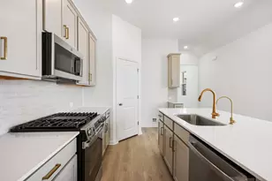 121 Knockout Rose Dr, San Marcos, TX 78666 - Photo 13