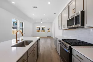 121 Knockout Rose Dr, San Marcos, TX 78666 - Photo 15