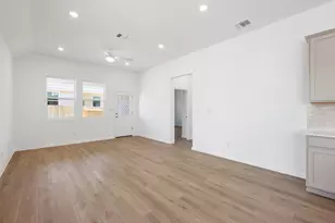 121 Knockout Rose Dr, San Marcos, TX 78666 - Photo 17