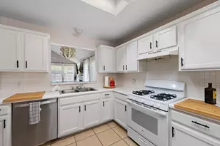 1606 Academy Pl, Round Rock, TX 78664 - Photo 9