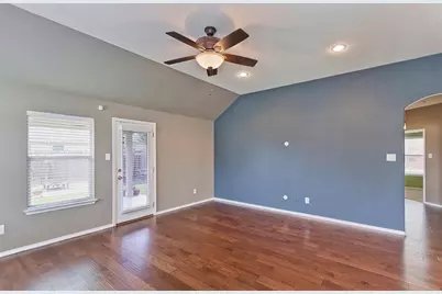 1052 Hot Spring Valley, Buda, TX 78610 - Photo 13