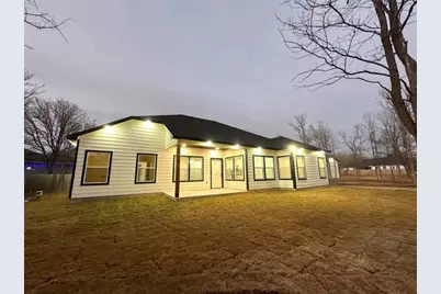 108 Keahi Court, Bastrop, TX 78602 - Photo 7