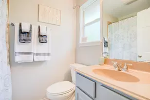 730 E Mather St, New Braunfels, TX 78130 - Photo 19