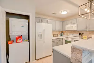 730 E Mather St, New Braunfels, TX 78130 - Photo 9