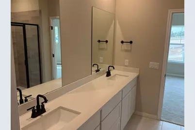 5900 Whisper Creek Drive #413, Georgetown, TX 78628 - Photo 3