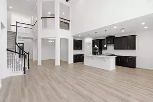 7220 Poulain Dr, Austin, TX 78738 - Photo 11