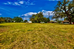 7908 Cr 404, Spicewood, TX 78669 - Photo 15