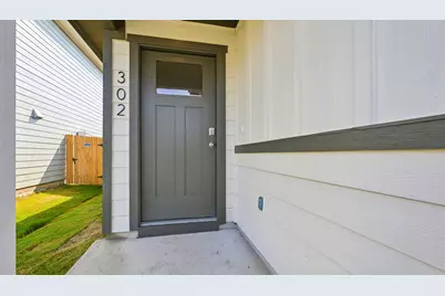 302 Santo Domingo Road, Bastrop, TX 78602 - Photo 5