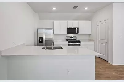 302 Santo Domingo Road, Bastrop, TX 78602 - Photo 13