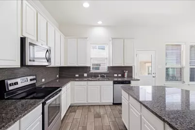 2105 Town Centre Drive #39, Round Rock, TX 78664 - Photo 7