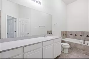 2105 Town Centre Dr, Round Rock, TX 78664 - Photo 19