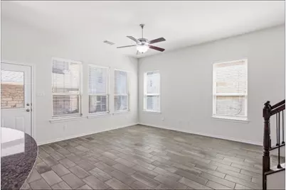 2105 Town Centre Drive #39, Round Rock, TX 78664 - Photo 3