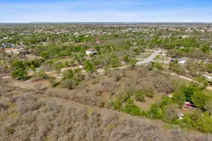 115 Pena Ct, Del Valle, TX 78617 - Photo 9