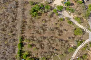 115 Pena Ct, Del Valle, TX 78617 - Photo 11