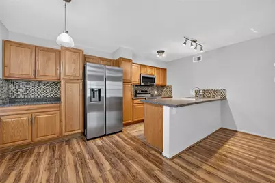 910 Duncan Lane #25, Austin, TX 78705 - Photo 7