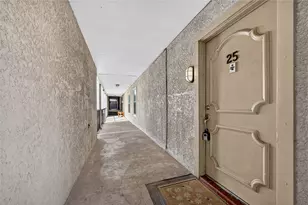 910 Duncan Ln, Austin, TX 78705 - Photo 21