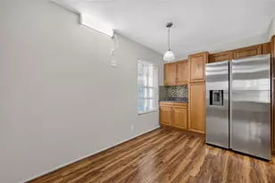 910 Duncan Ln, Austin, TX 78705 - Photo 11
